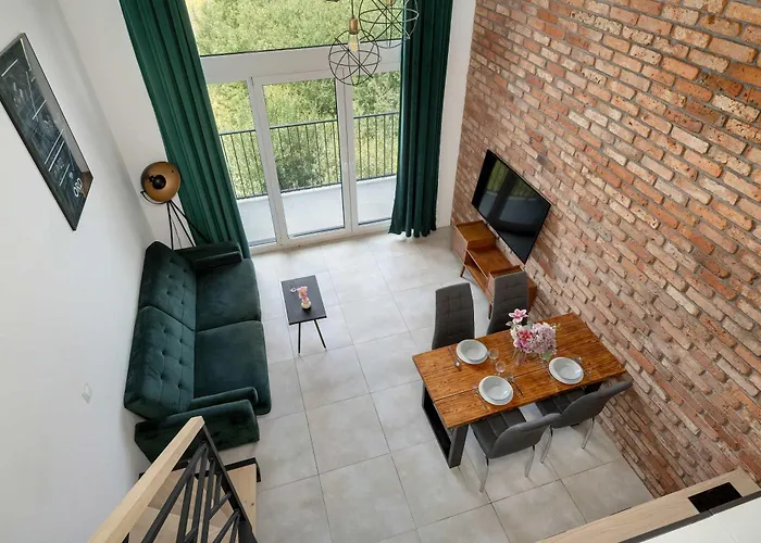 Elegant With Air Conditioning Near The Airport In By Renters * Breslavia