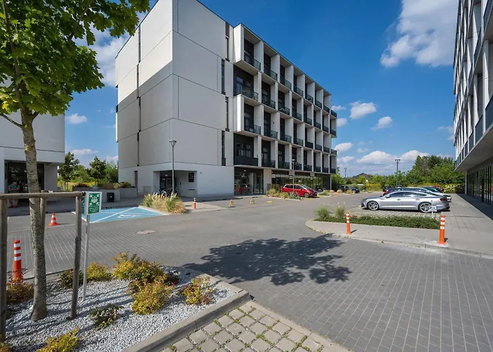 Elegant With Air Conditioning Near The Airport In By Renters * Breslau